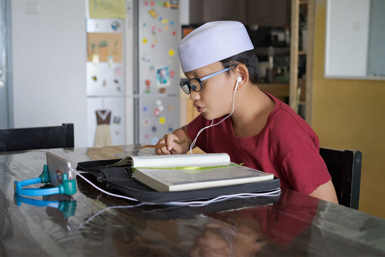 Online Quran Academy for Kids and Adults in Canada